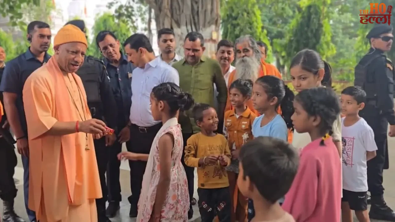 CM Yogi Meets Citizens Orders Swift Action on Complaints