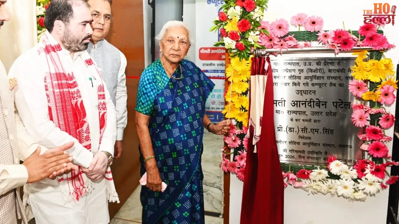 Governor Urges Girls to Learn Computers and Karate