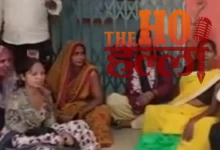 lucknow-bank-of-baroda-fd-scam-protest-shakuntala-mishra-university