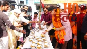 lucknow-last-bada-mangal-hanuman-temple-bhandara-celebrations