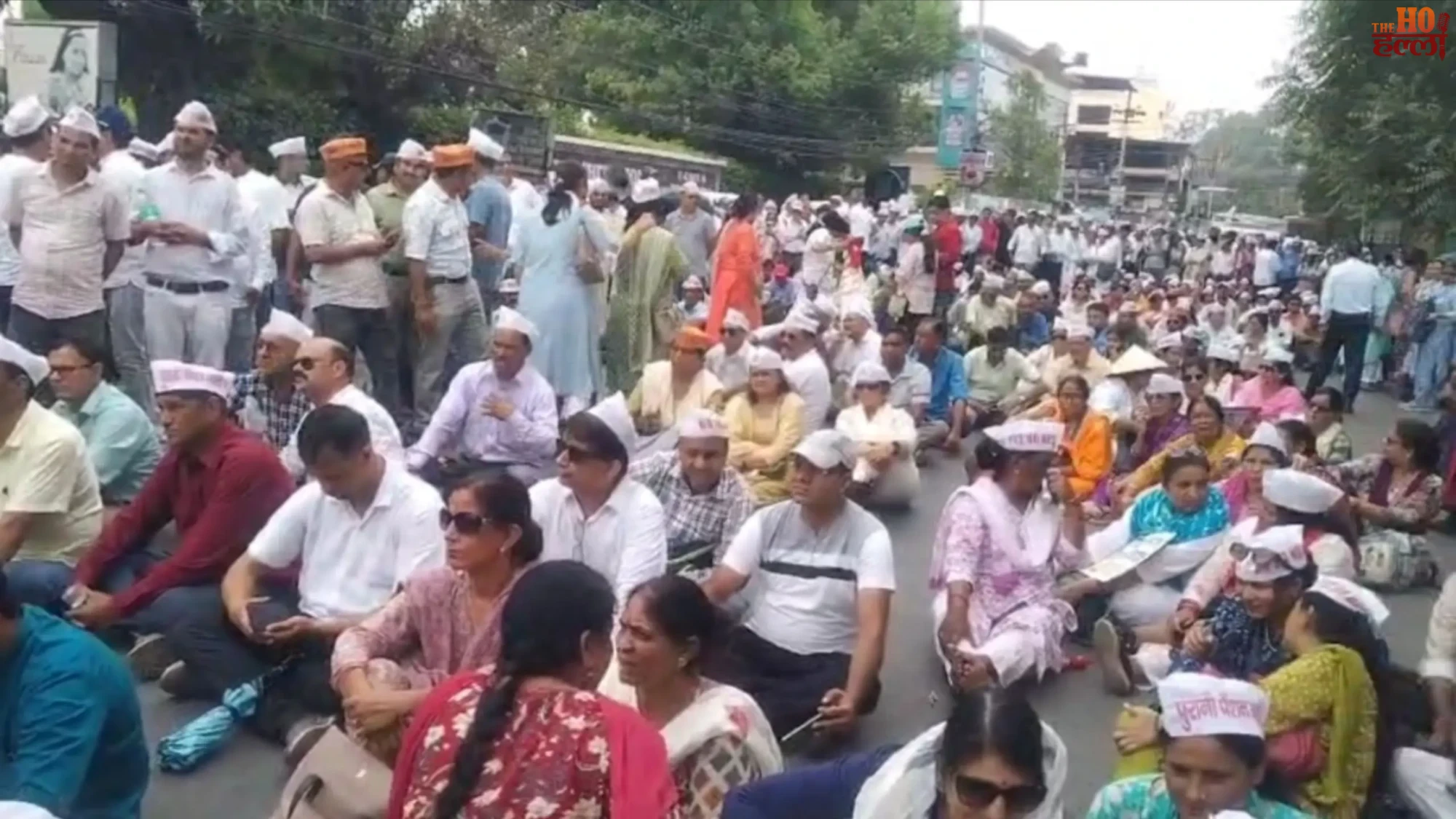 primary-teachers-association-protest-dehradun-secretariat-march-tet