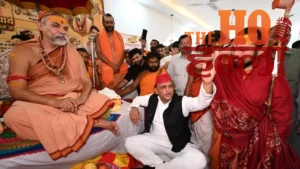 akhilesh-yadav-meets-shankaracharya-swami-avimukteshvaranand-lucknow (2)