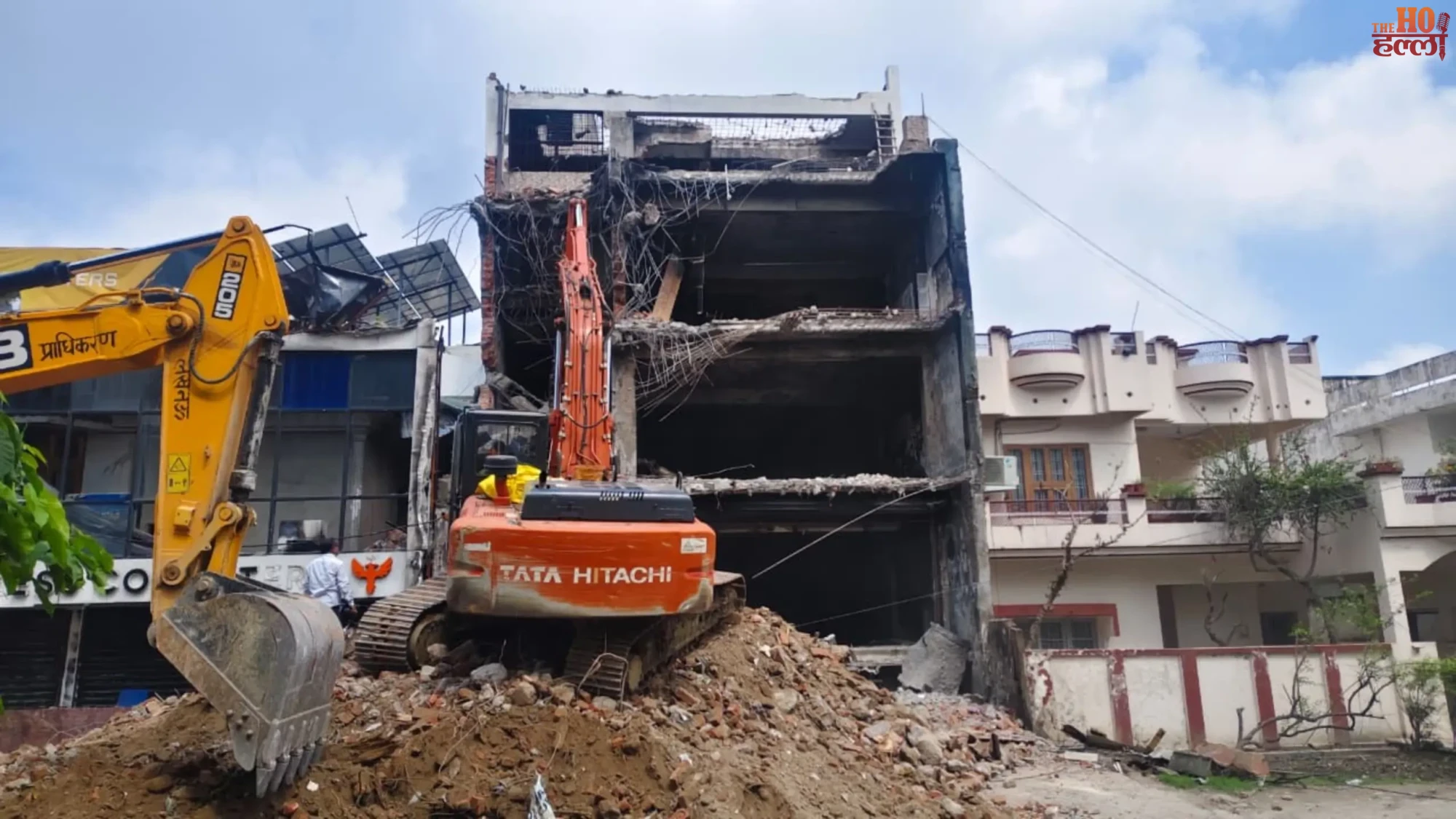 aliganj-fire-lucknow-lda-to-recover-demolition-cost-from-owners