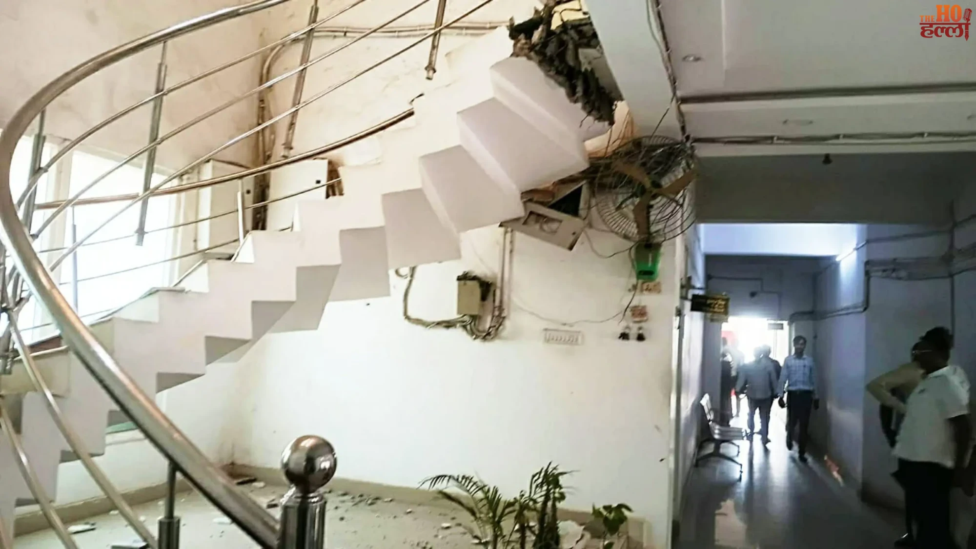 ayodhya-development-authority-ada-office-stairs-collapse-building-quality
