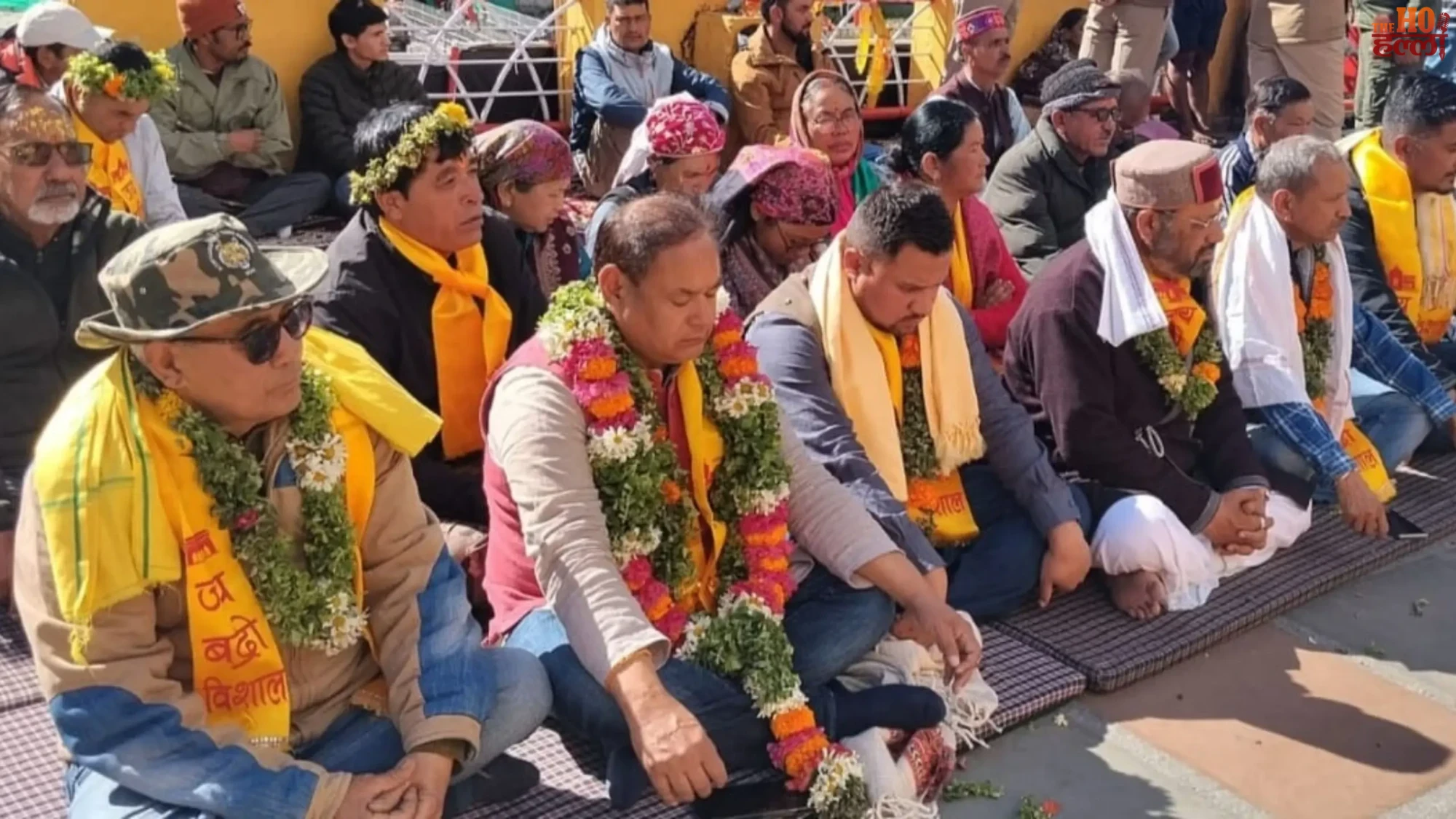 badrinath-temple-donation-scam-congress-mla-lakhpat-butola-protest-cctv