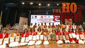 bhatkhande-sanskriti-vishwavidyalaya-convocation-lucknow-girls-medals-shweta-gupta (2)