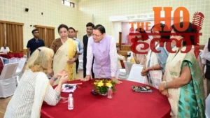 cm-dhami-interacts-with-writers-buys-books-announces-sahitya-gram (2)