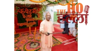 cm-yogi-adityanath-launches-up-mega-plantation-drive-gorakhpur (3)