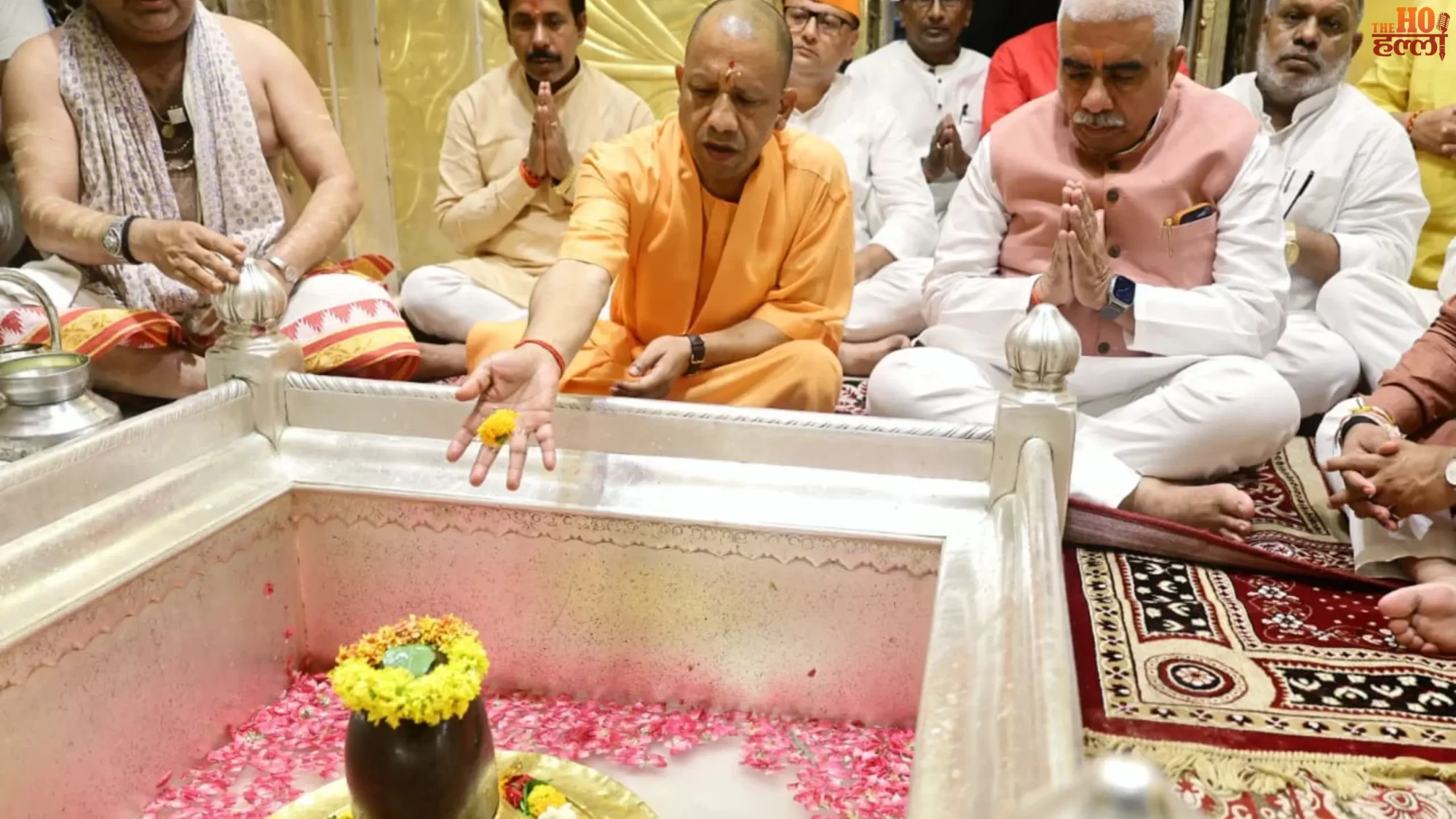 cm-yogi-adityanath-varanasi-visit-kashi-vishwanath-kal-bhairav-temple-inspection