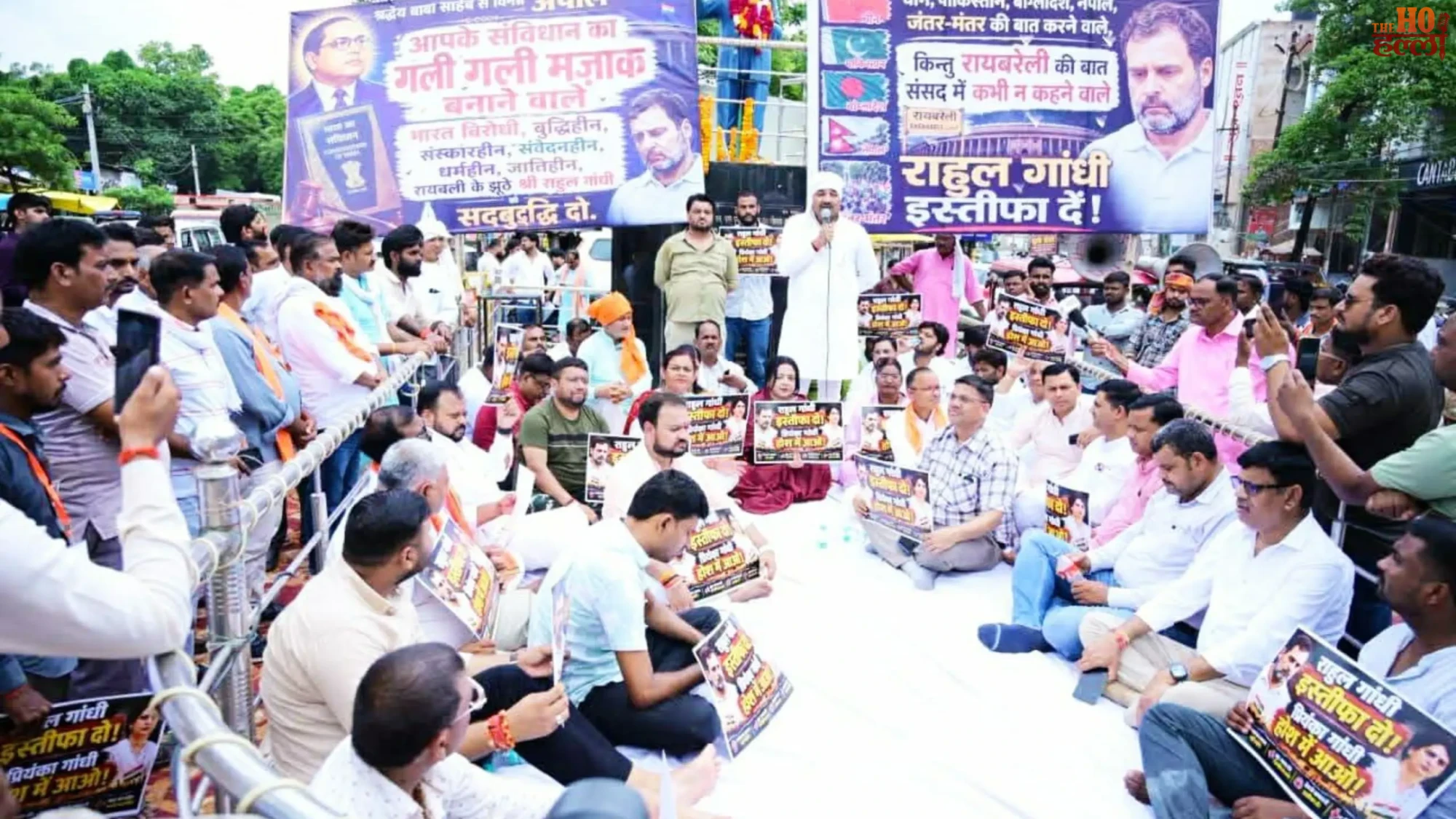 dinesh-pratap-singh-protest-rahul-priyanka-gandhi-raebareli