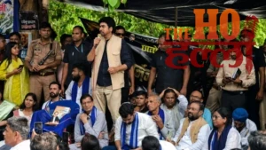 ex-ias-rakesh-verma-joins-chandrashekhar-azad-samaj-party (2)