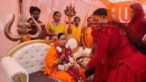 guru-purnima-kashi-prayagraj-ganga-snan-guru-poojan (3)