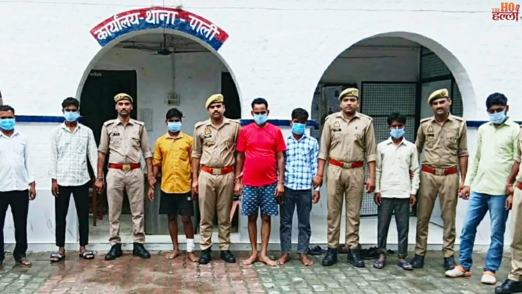 hardoi-cyber-crime-raid-25-fraudsters-arrested-sandila-account-frozen