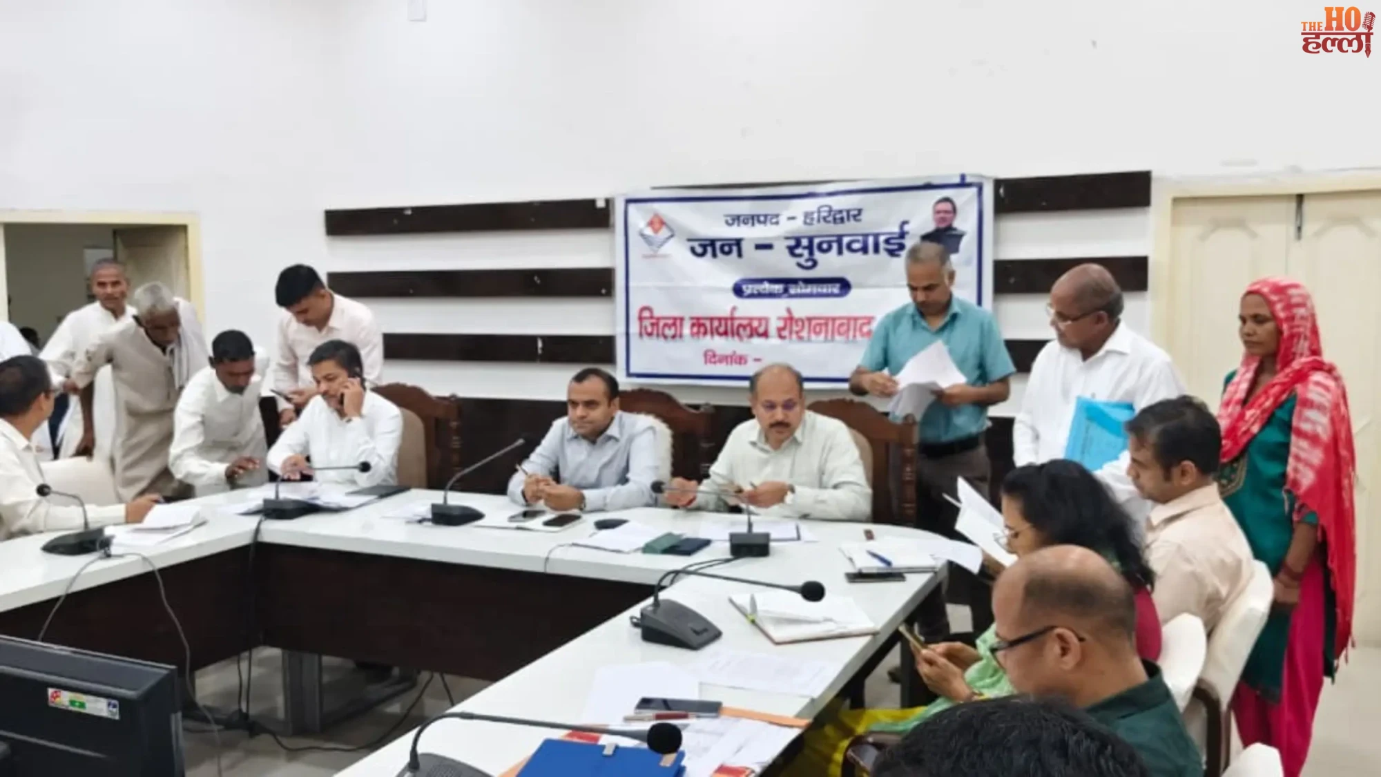 haridwar-dm-mayur-dixit-public-hearing-complaints-resolved