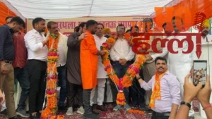 kapurthala-yuva-vyapar-mandal-lucknow-new-team-pankaj-mishra-sanjay-somani (2)