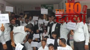 lucknow-neet-paper-leak-advocates-protest-mohanlalganj-highway (2)