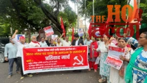 lucknow-protest-sonam-wangchuk-dharmendra-pradhan-resignation-demand-parivartan-chowk (5)