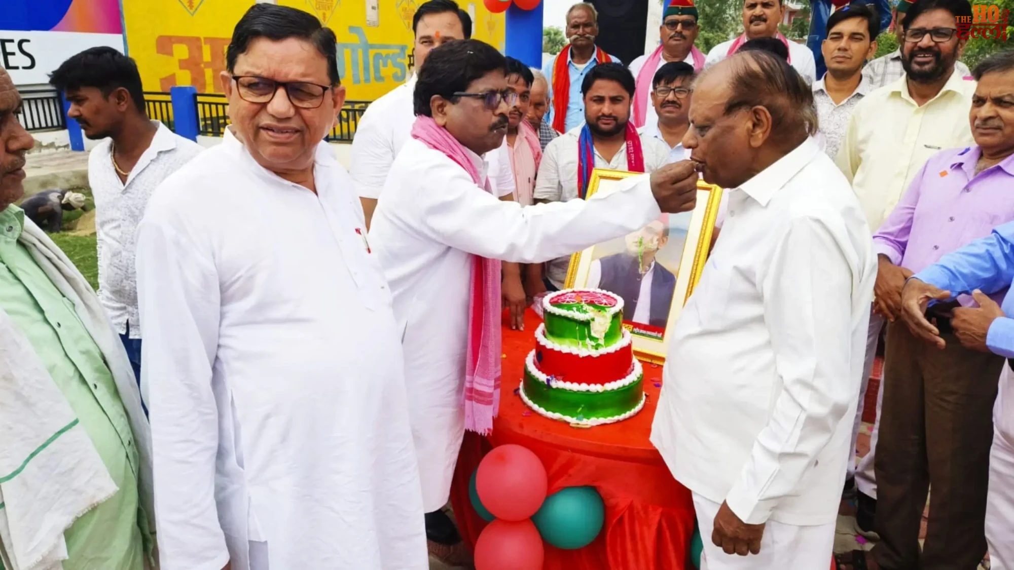 mohanlalganj-sp-celebrates-akhilesh-yadav-birthday-plantation-drive