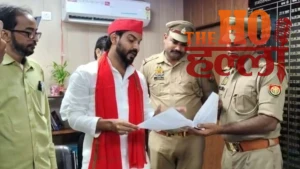 samajwadi-party-poster-controversy-akhilesh-mulayam-shivpal-police-complaint-lucknow (2)