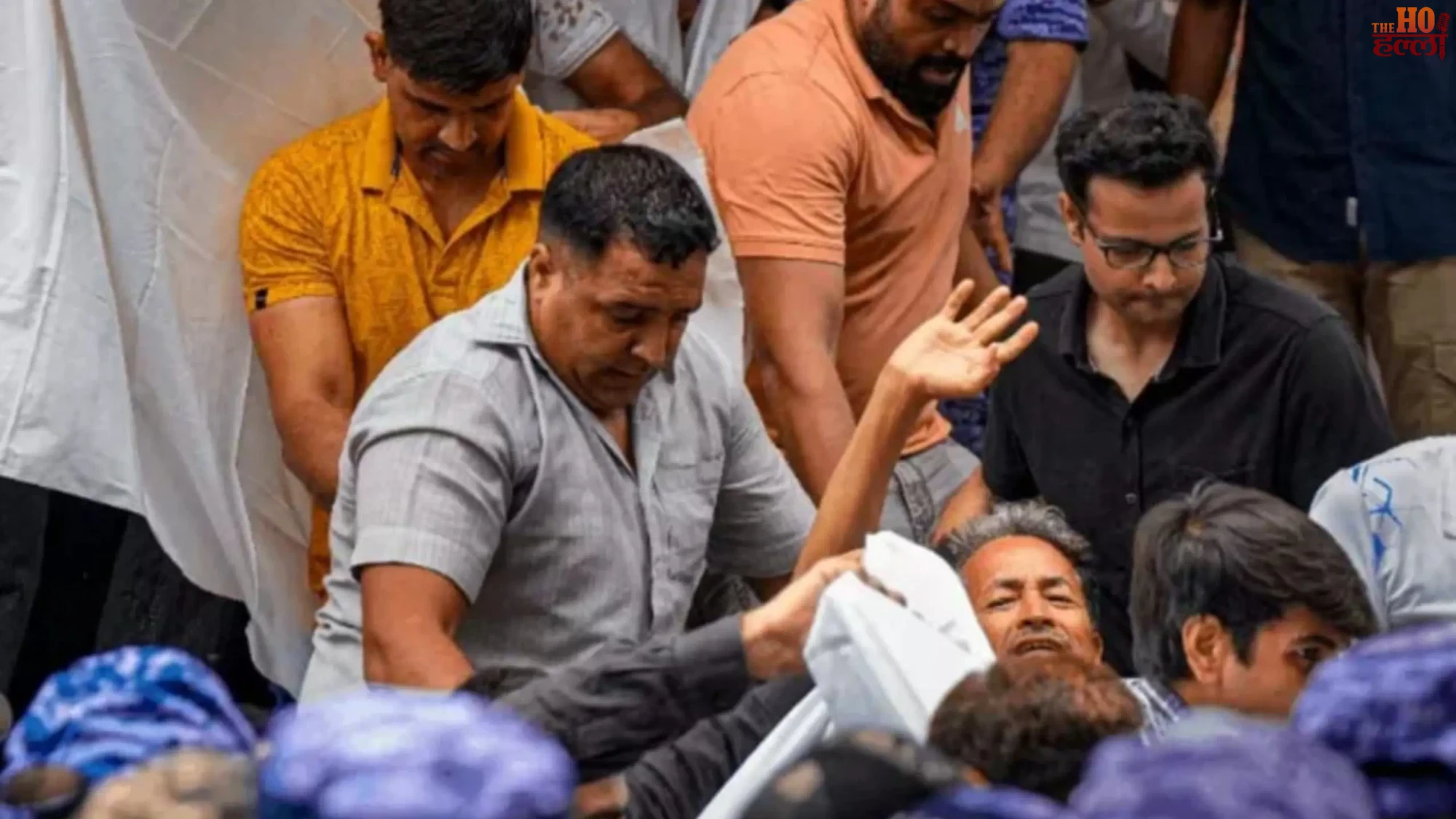 sonam-wangchuk-jantar-mantar-safdarjung-hospital-akhilesh-yadav-arvind-kejriwal