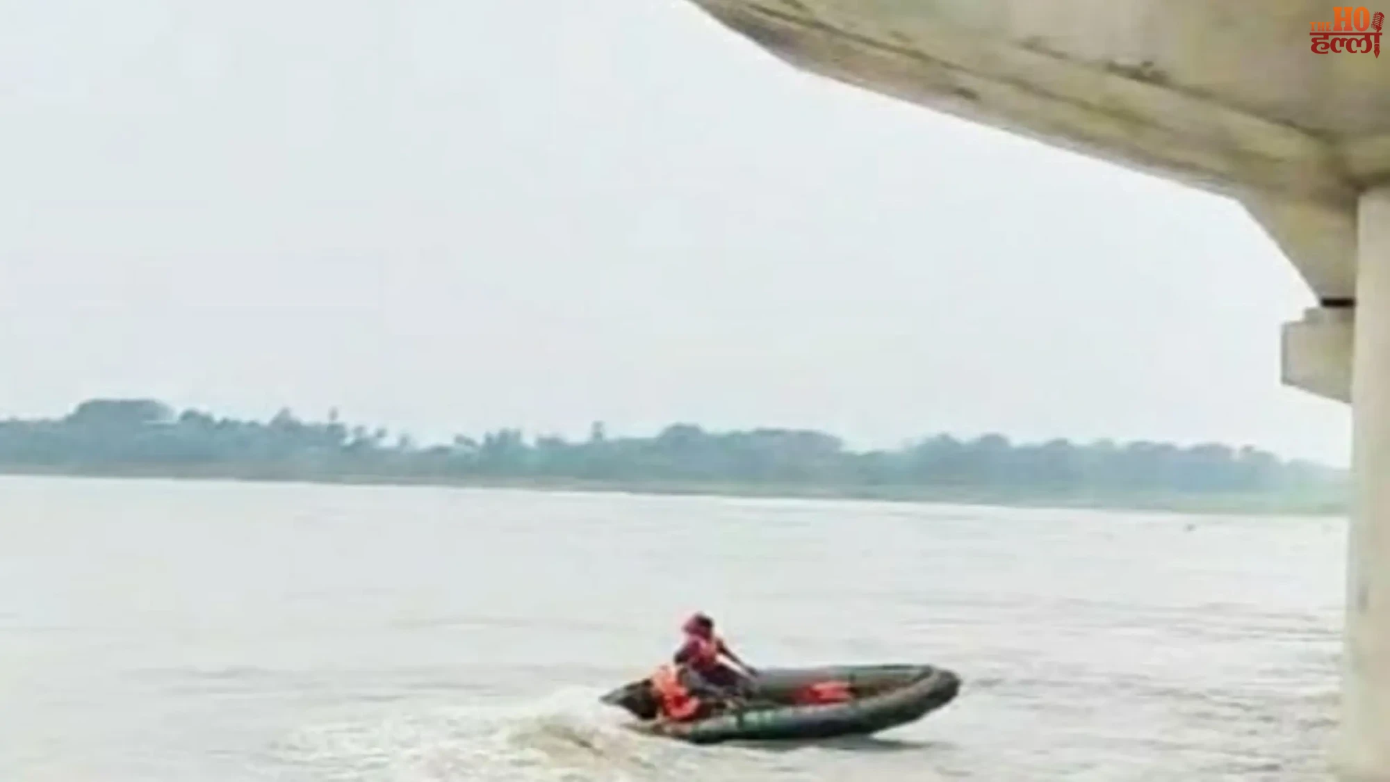 Tragedy in UP Youth Drowns in Ganga Incident