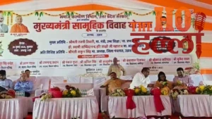 unnao-cm-mass-marriage-tmc-flag-mattresses-fir-aligarh-firm (3)