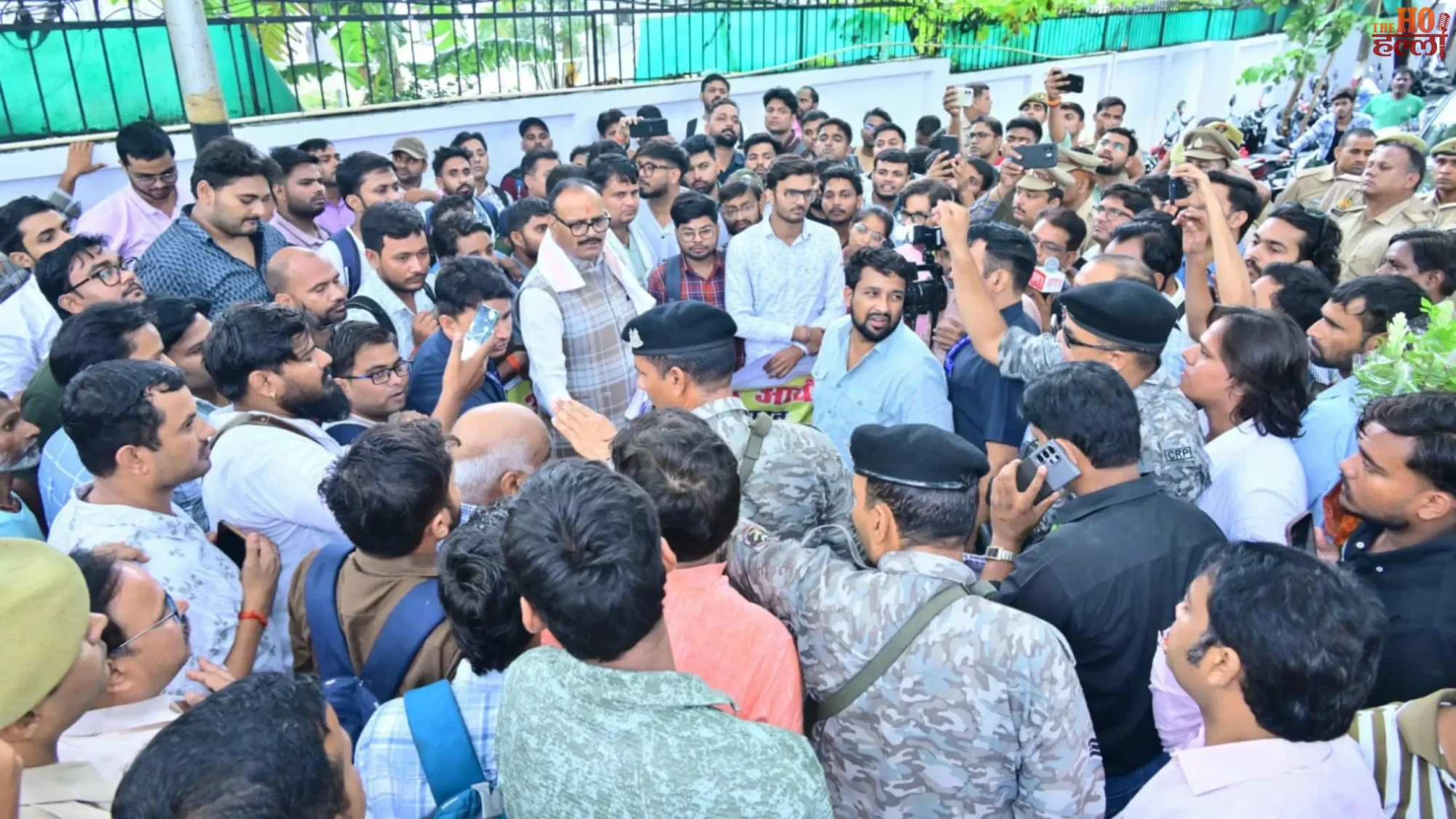 upsssc-gram-panchayat-adhikari-final-result-delay-protest-lucknow-brajesh-pathak