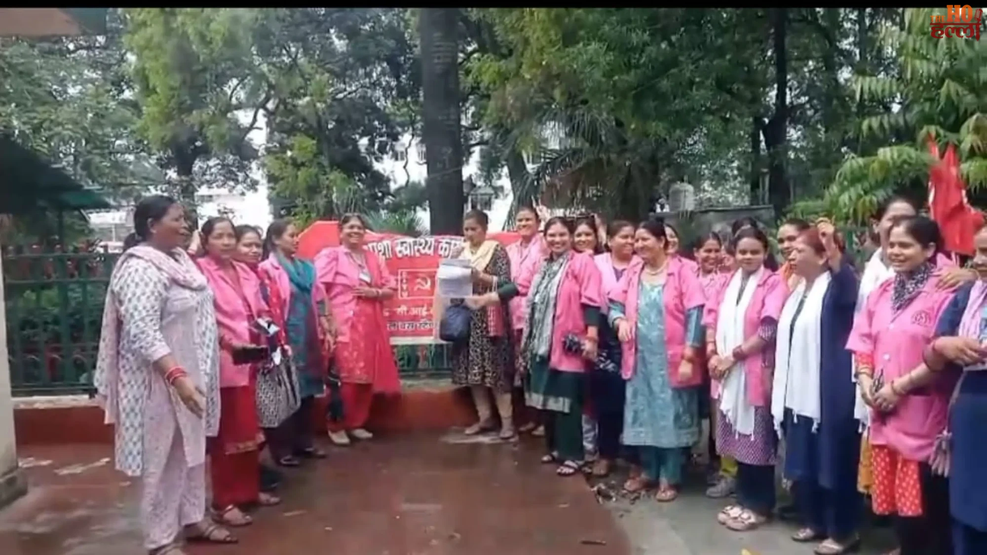 uttarakhand-asha-workers-protest-dehradun-salary-demand