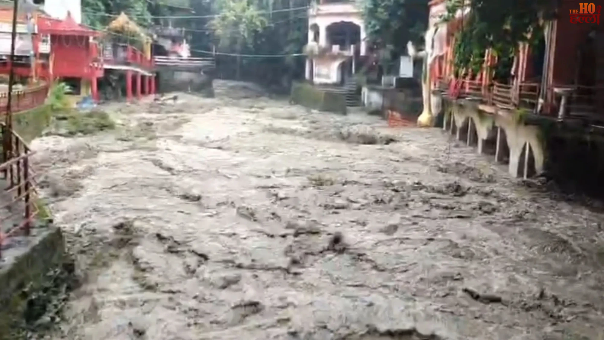 dehradun-heavy-rain-sahastradhara-tourist-drowned-sdrf-tons-river