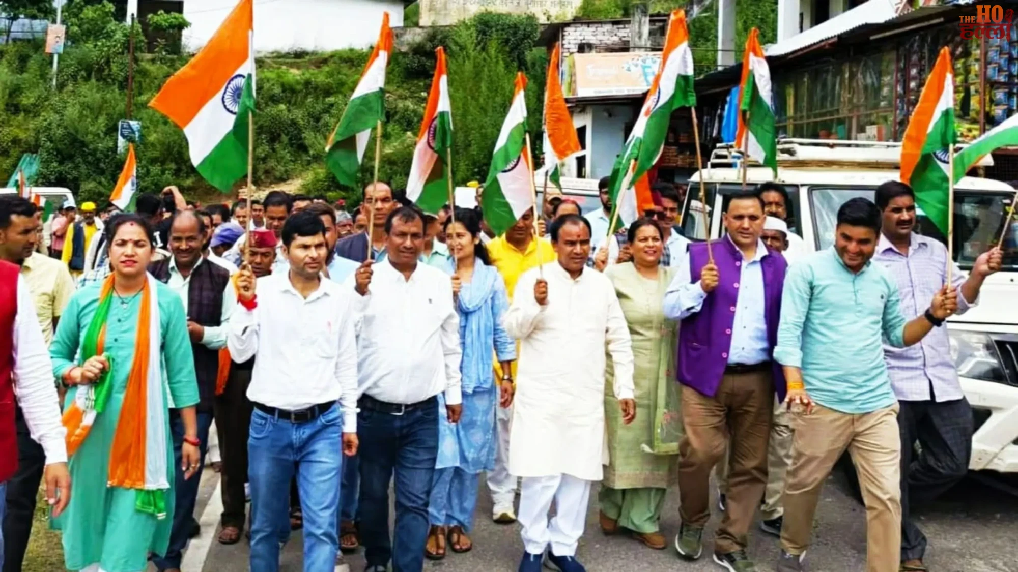 dhan-singh-rawat-tiranga-yatra-thalisain-pauri-garhwal