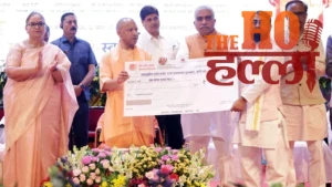 handloom-day-cm-yogi-adityanath-announces-new-schemes-for-weavers (2)