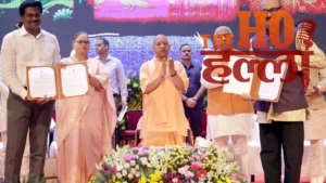 handloom-day-cm-yogi-adityanath-announces-new-schemes-for-weavers (3)