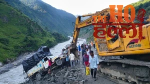 Kanwariyas Escape Miracle Survival on Highway