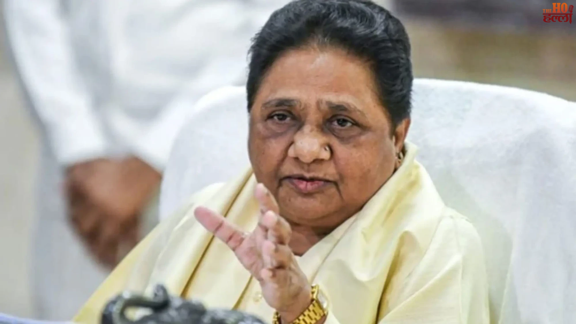 mayawati-antu-mishra-bsp-action
