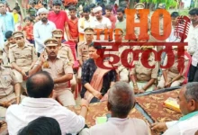 mohanlalganj-farmers-protest-road-noc-forest-department-gherao