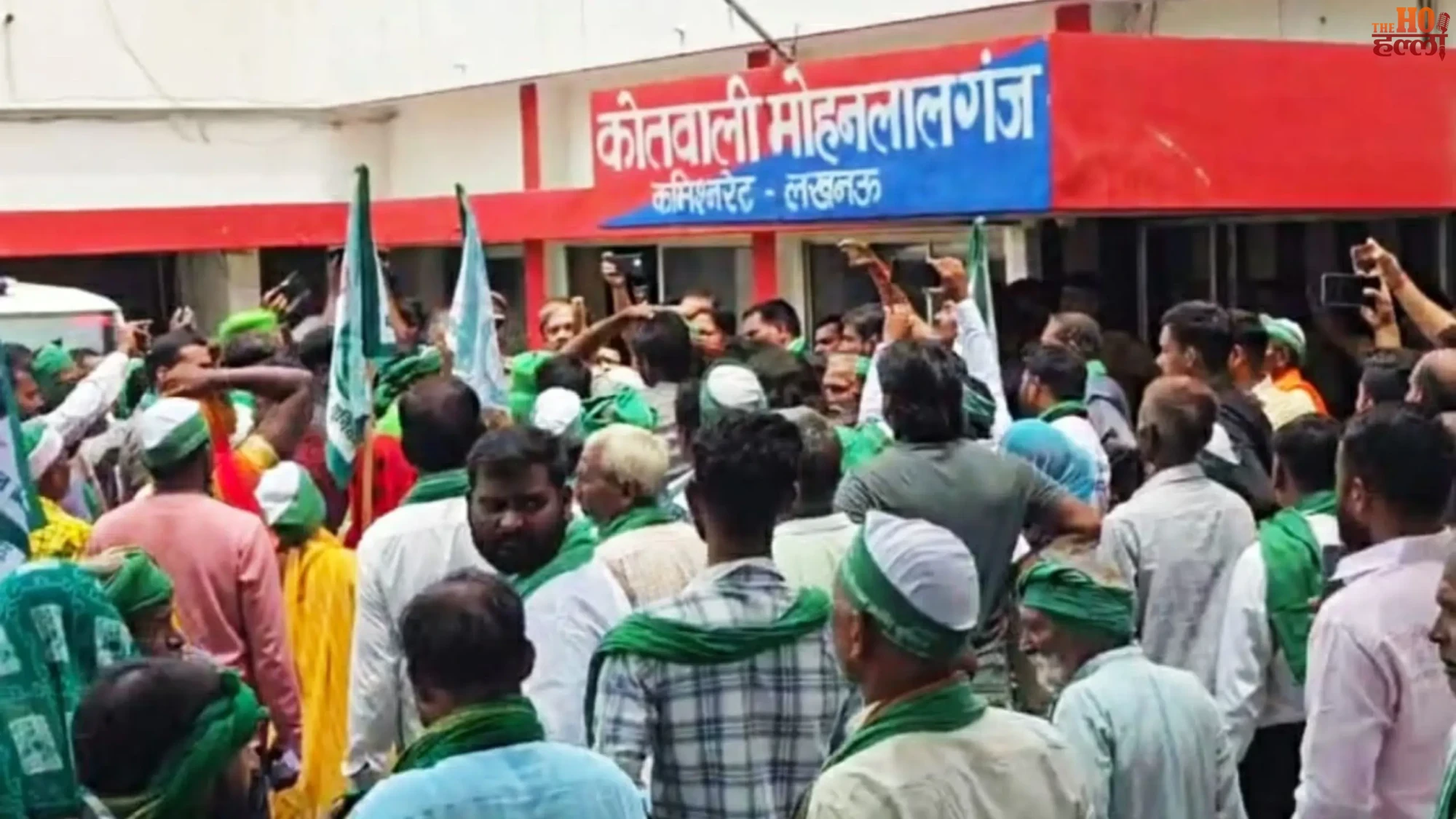 mohanlalganj-police-station-farmers-protest-indefinite-dharna