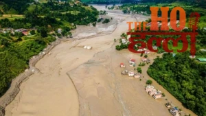 nepal-flood-177-deaths-826-missing-indians-rescued (4)
