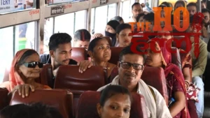 rakshabandhan-up-free-bus-service-80-lakh-women-passengers (2)