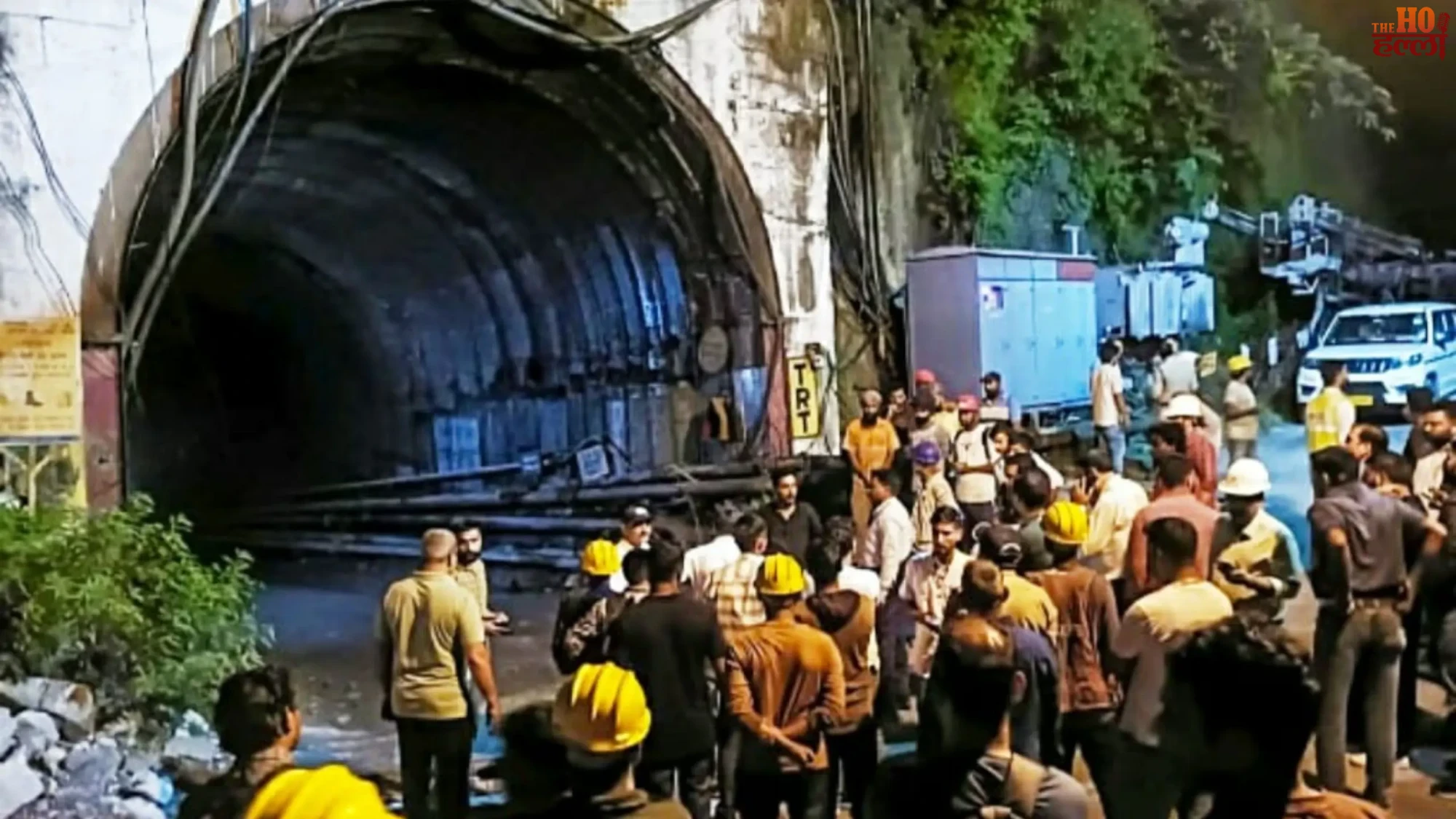 thdc-tunnel-rescue-chamoli-ek-lapata-shramik-mila-rescue-jari