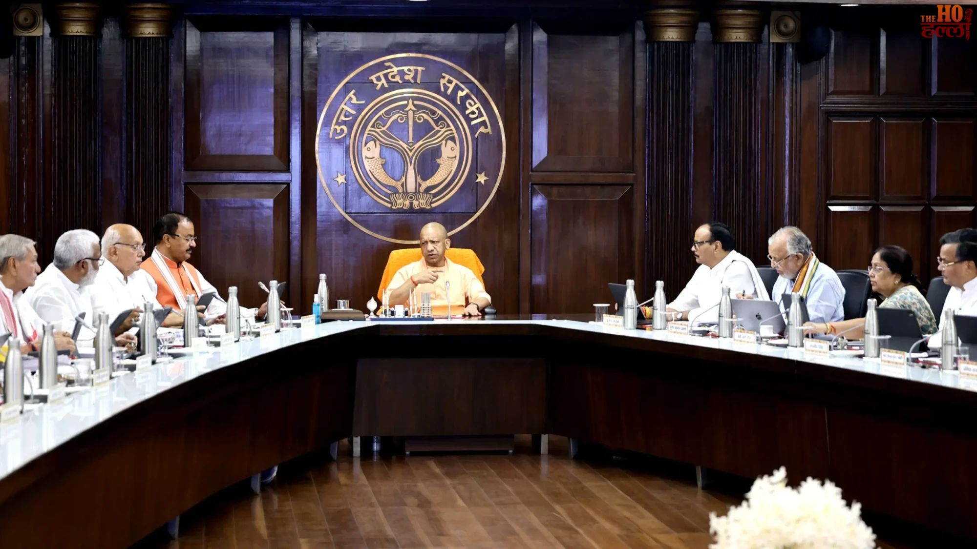 up-cabinet-2902-crore-industrial-investment-8-projects