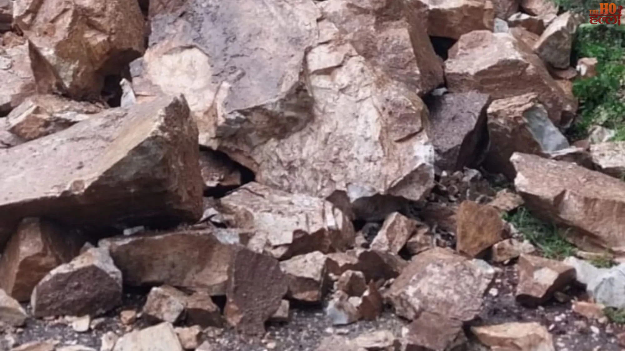 uttarakhand-heavy-rain-landslide-gangotri-yamunotri-highway-blocked