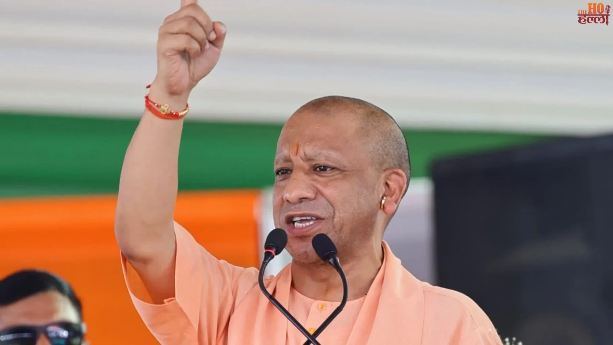 yogi-adityanath-akhilesh-yadav-sp-private-limited-company-attack