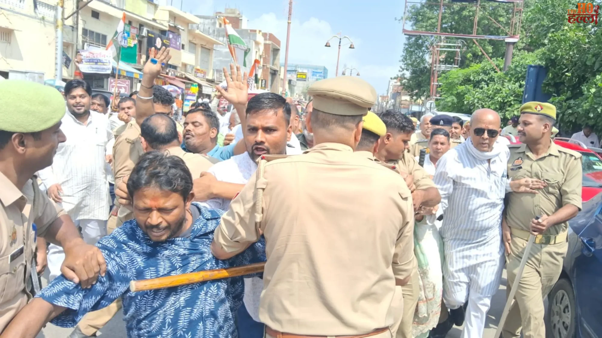 ayodhya-congress-protest-cec-gyanesh-kumar-mayor-girish-pati-tripathi (2)
