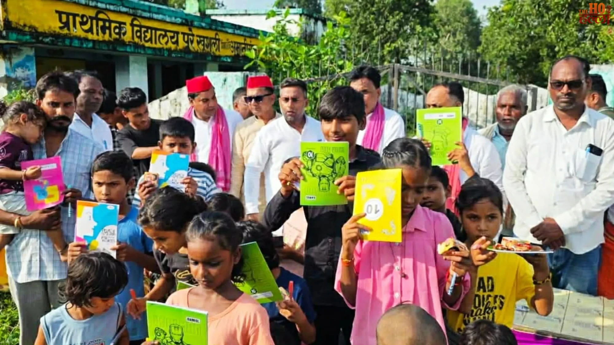 ayodhya-sp-closed-schools-pathshala-pukare-teacher-day (3)