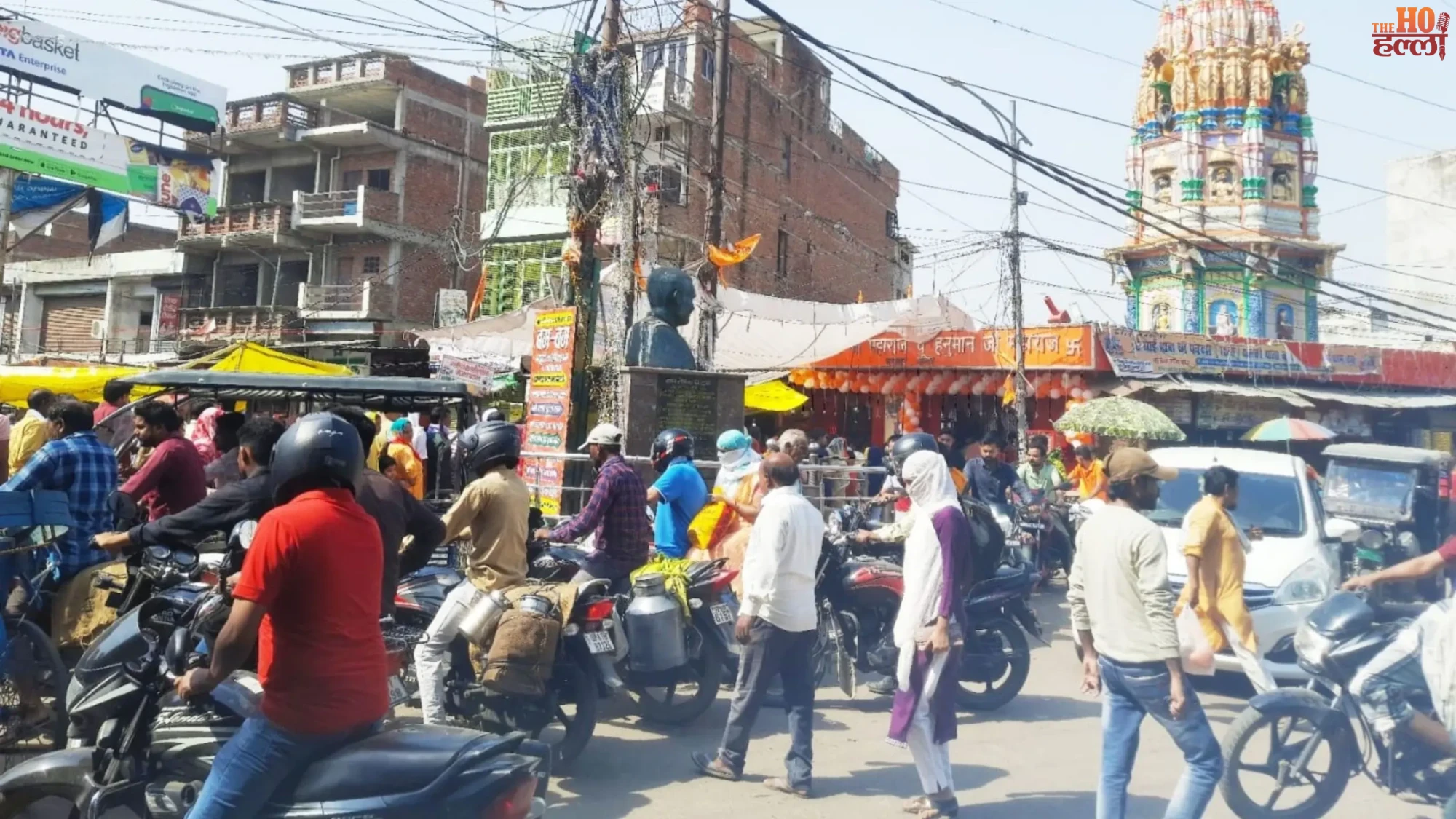 barabanki-mattress-showroom-theft-50000-cctv-footage