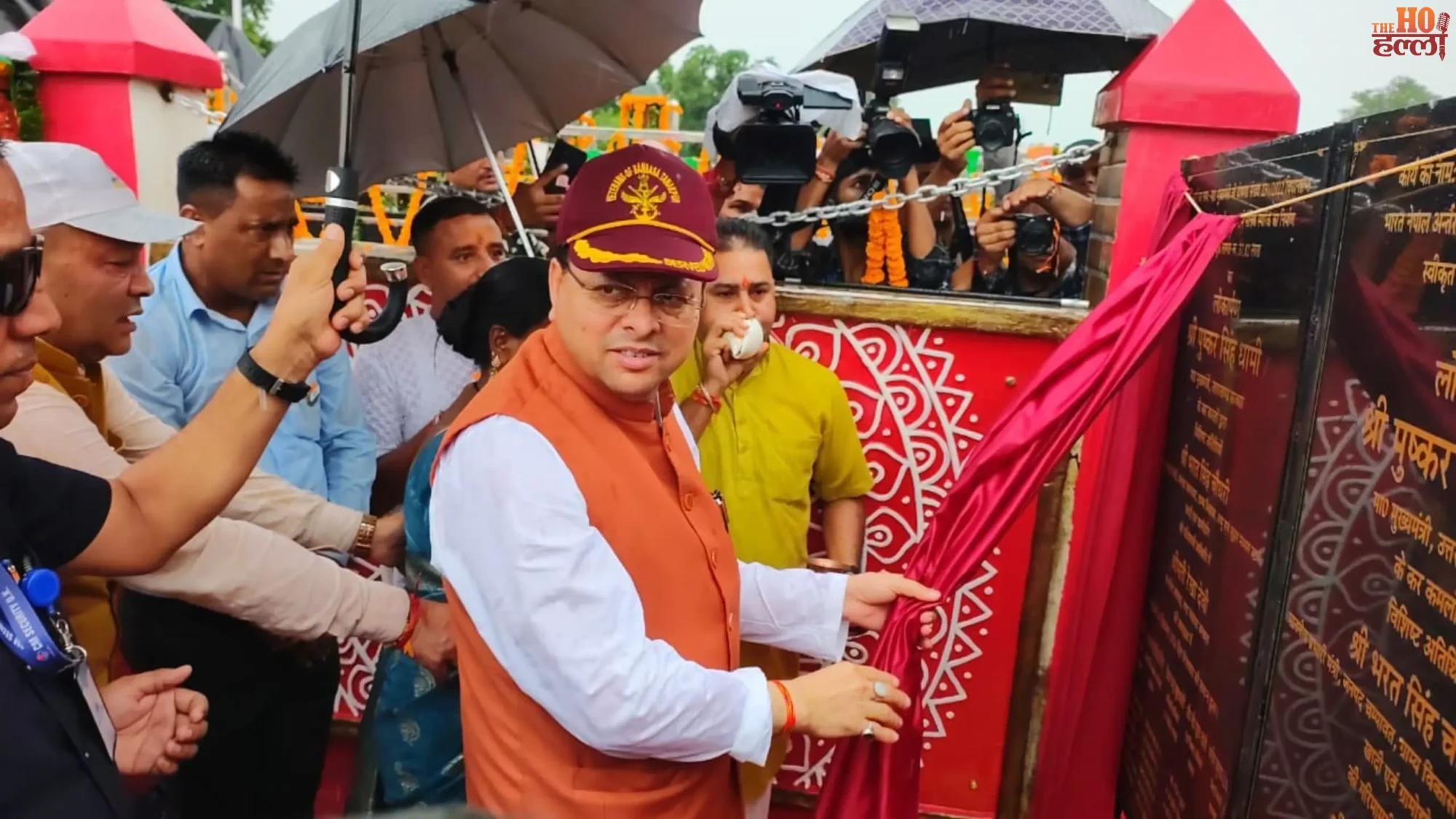 cm-dhami-inaugurates-sainik-smarak-flag-park-banbasa-champawat-nepal-border (6)