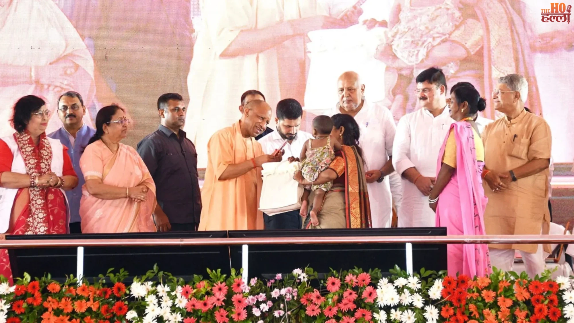 cm-yogi-ayodhya-anganwadi-honorarium-hike-cashless-treatment (2)