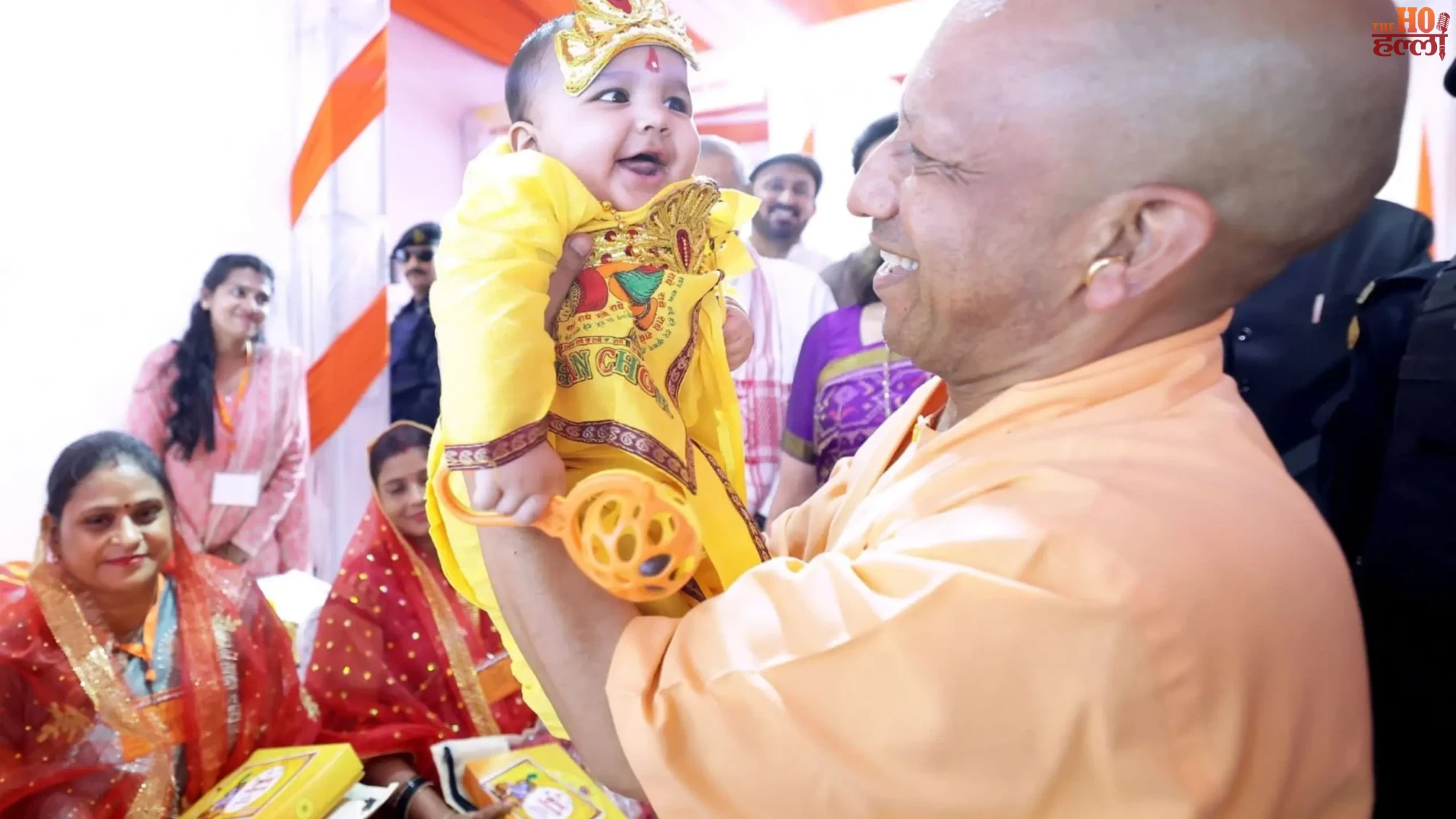cm-yogi-mathura-janmashtami-gift-swami-haridas-prekshagriha-beneficiaries (3)