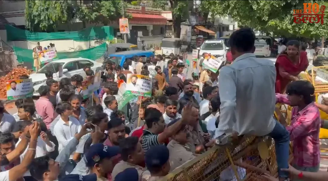congress-pwd-office-protest-bad-roads-waterlogging-dehradun