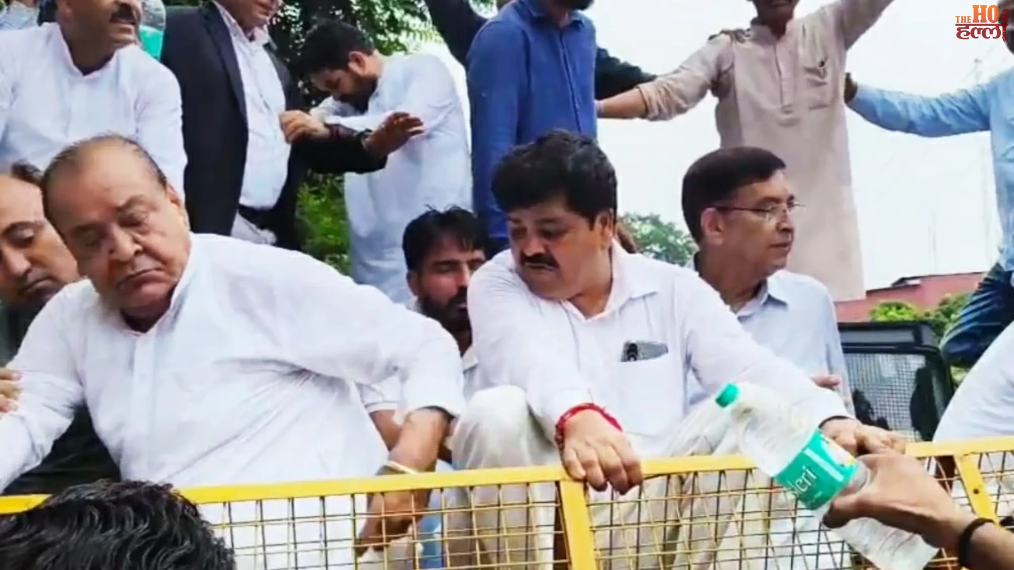 dehradun-congress-secretariat-march-rahul-gandhi-fir-haldwani-controversy-protest (2)
